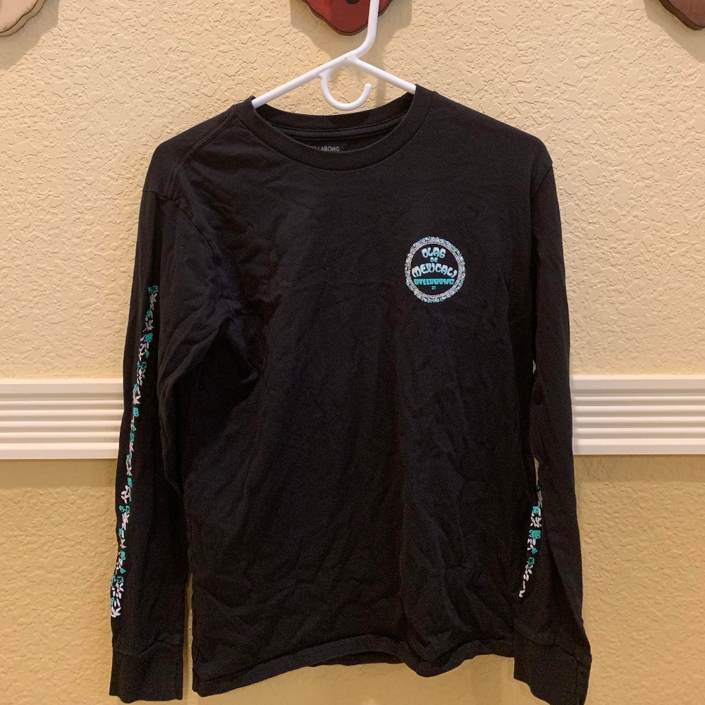 Billabong Black Long-Sleeve